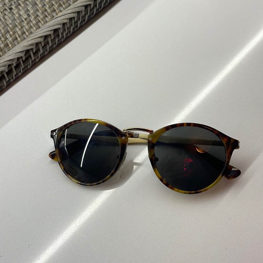 Persol round sunnies